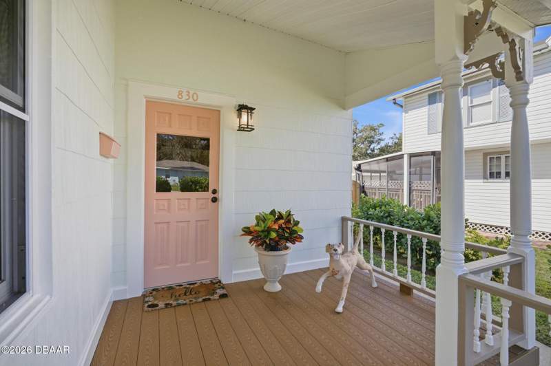 3 bedroom Single Family Residence at 830 S Beach Street, Not In Subdivision, Daytona Beach — photo 2