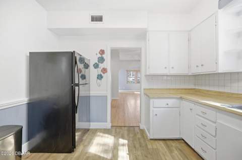 830 S Beach Street, Daytona Beach FL - photo 13 of 43