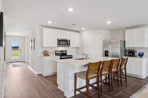 1708 W Chapel Drive, Deltona FL - photo 7 of 26