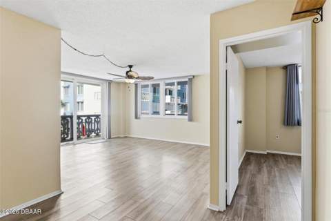 925 N Halifax Avenue #103, Daytona Beach FL - photo 23 of 54