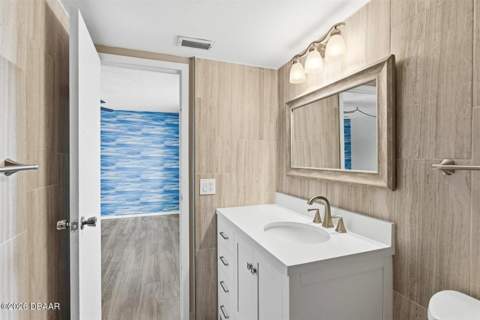 925 N Halifax Avenue #103, Daytona Beach FL - photo 21 of 54