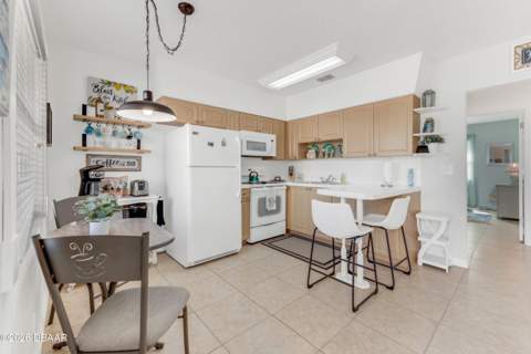 3724 S Atlantic Avenue #8, Daytona Beach Shores FL - photo 9 of 30