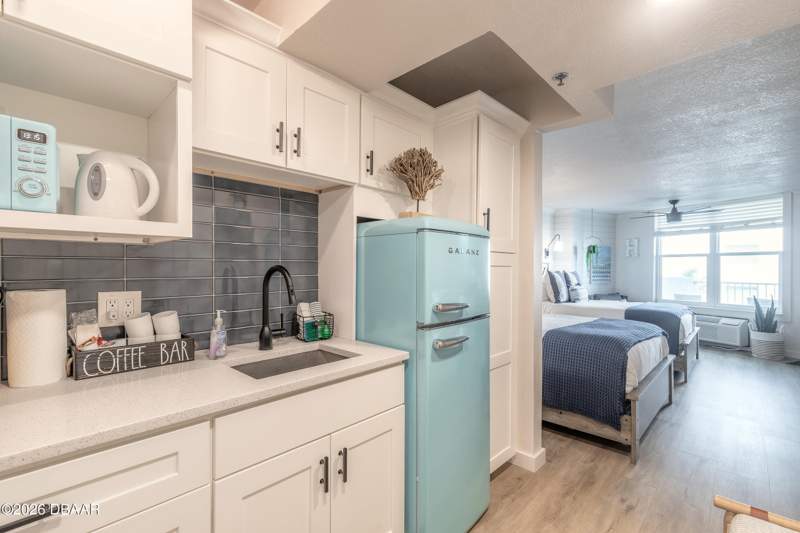 0 bedroom Condotel at 313 S Atlantic Avenue #306, Fountain Beach Resort Condo, Daytona Beach — photo 5