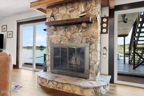 2306 John Anderson Drive, Ormond Beach FL - photo 10 of 58