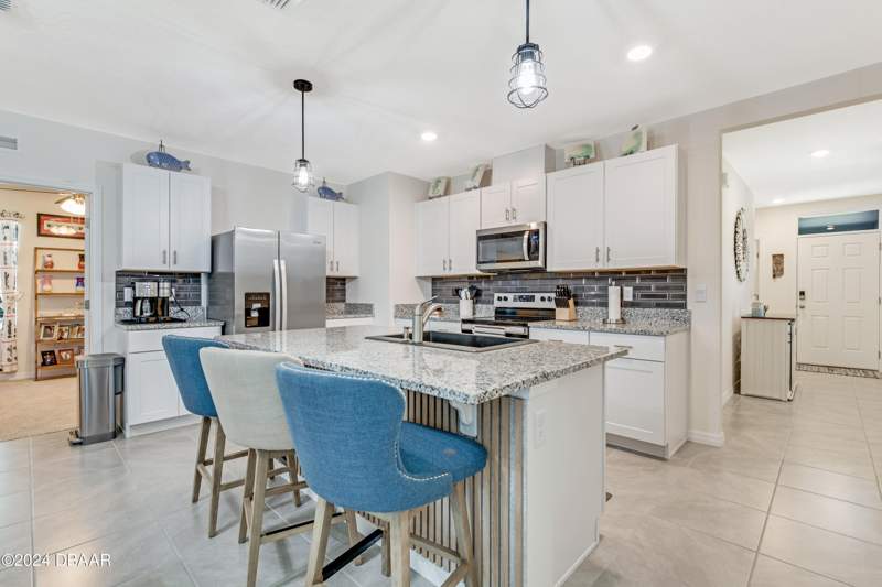 3 bedroom Single Family Residence at 1362 Cork Drive, Halifax Plantation, Ormond Beach — photo 3