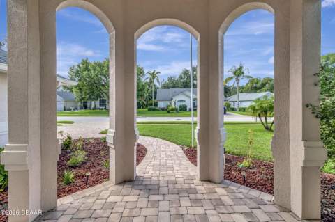 472 Quail Hill Drive, DeBary FL - photo 6 of 47