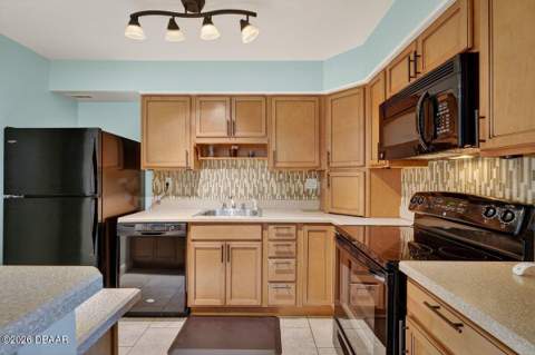 2800 N Atlantic Avenue #1206, Daytona Beach FL - photo 7 of 34