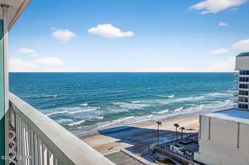 1 bedroom Condominium at 2800 N Atlantic Avenue #1206, Towers, Daytona Beach — photo 2