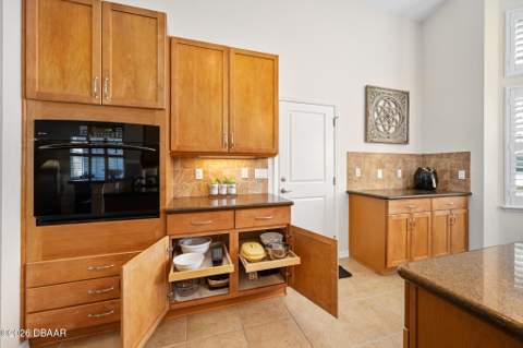 372 Chelsea Place Avenue, Ormond Beach FL - photo 13 of 66