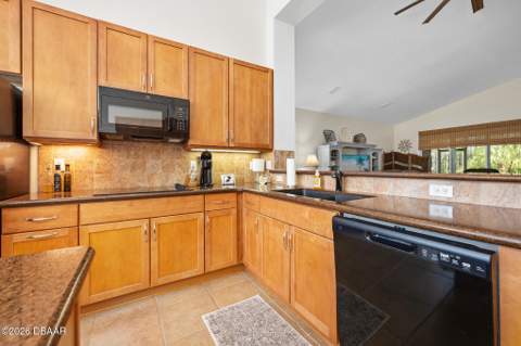 372 Chelsea Place Avenue, Ormond Beach FL - photo 16 of 66