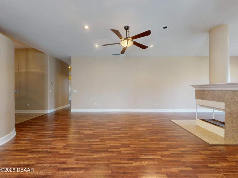 4 bedroom Single Family Residence at 71 Carriage Creek Way, Carriage Creek At Breakaway Trails, Ormond Beach — photo 4