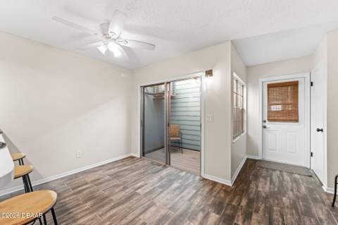 101 N Pine Street #2, New Smyrna Beach FL - photo 14 of 38