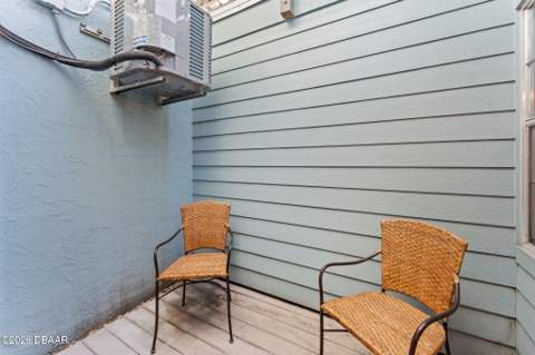 101 N Pine Street #2, New Smyrna Beach FL - photo 15 of 38