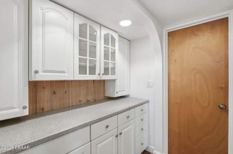 117 Meadowbrook Circle, Daytona Beach FL - photo 14 of 45