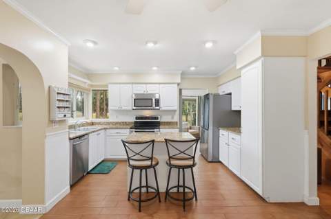 117 Meadowbrook Circle, Daytona Beach FL - photo 15 of 45