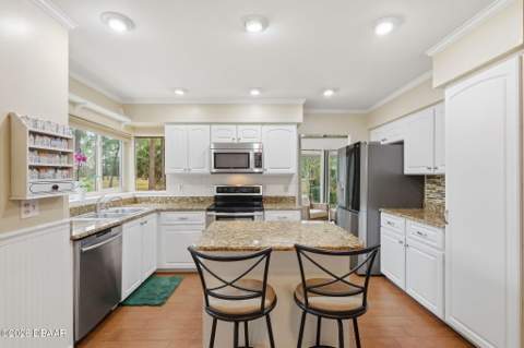 117 Meadowbrook Circle, Daytona Beach FL - photo 17 of 45