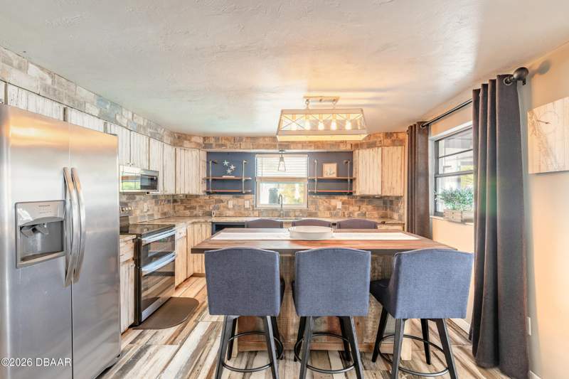 3 bedroom Single Family Residence at 353 Boylston Avenue, Ortona, Daytona Beach — photo 3