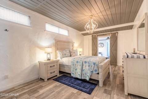 353 Boylston Avenue, Daytona Beach FL - photo 15 of 48