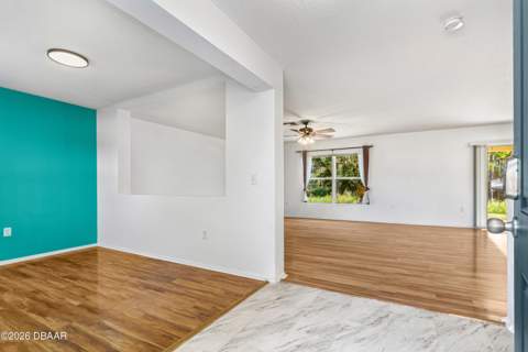 313 Bayberry Lakes Boulevard, Daytona Beach FL - photo 7 of 52