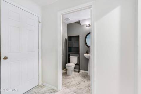 313 Bayberry Lakes Boulevard, Daytona Beach FL - photo 19 of 52