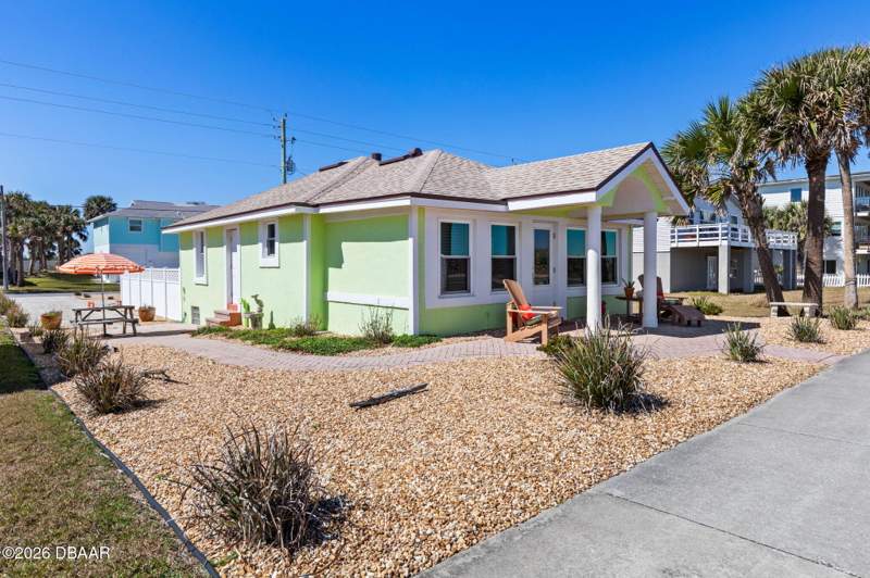 3 bedroom Single Family Residence at 1349 N Ocean Shore Boulevard, Flagler Beach, Flagler Beach — photo 3