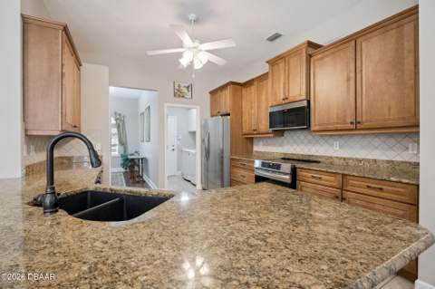 175 Deep Woods Way, Ormond Beach FL - photo 16 of 50