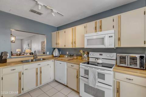 49 Crooked Pine Road, Port Orange FL - photo 21 of 42