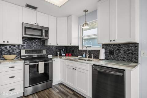 2709 S Atlantic Avenue, Daytona Beach Shores FL - photo 20 of 48
