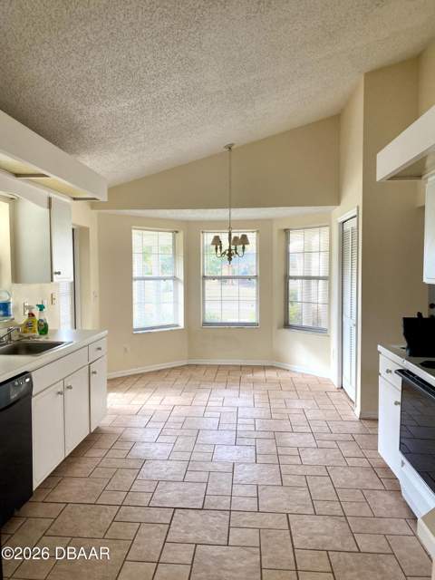 101 Braeburn Circle, Daytona Beach FL - photo 6 of 17