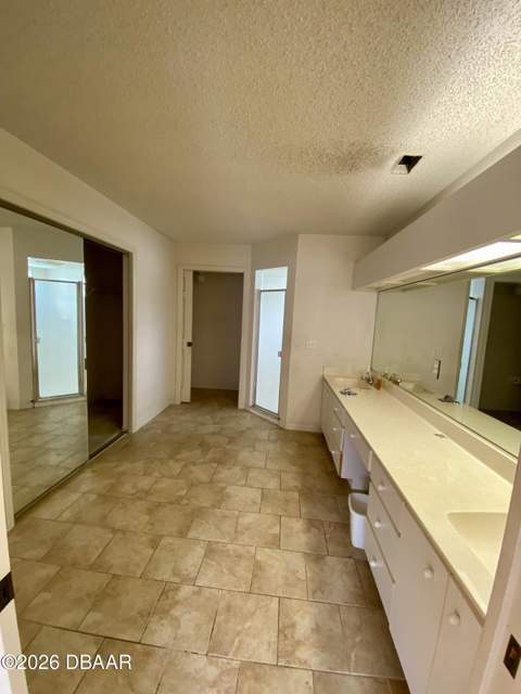 101 Braeburn Circle, Daytona Beach FL - photo 8 of 17