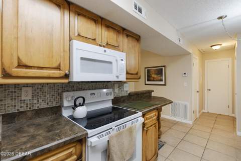1600 Big Tree Road #U7, Daytona Beach FL - photo 12 of 30