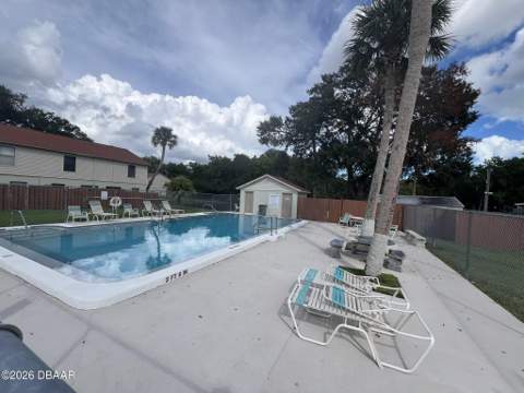 980 Canal View Boulevard #B7, Port Orange FL - photo 9 of 12
