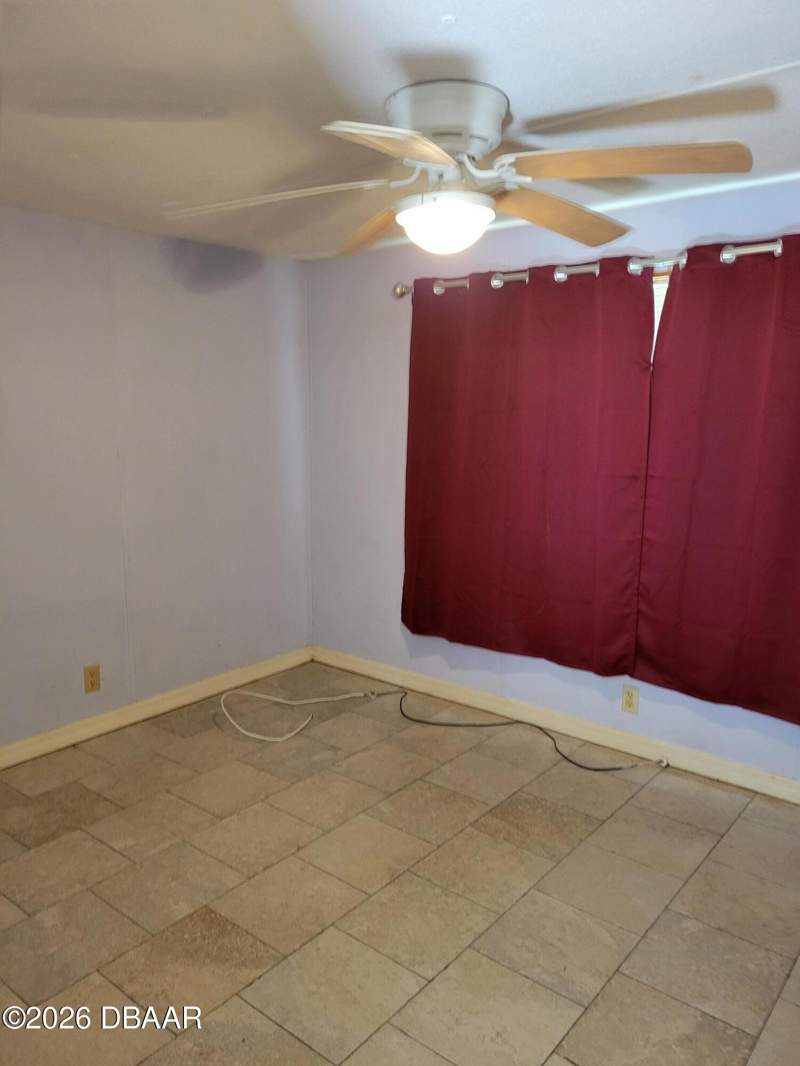 2 bedroom Manufactured Home at 324 N Janice Lane, Ormond Beach, Ormond Beach — photo 2