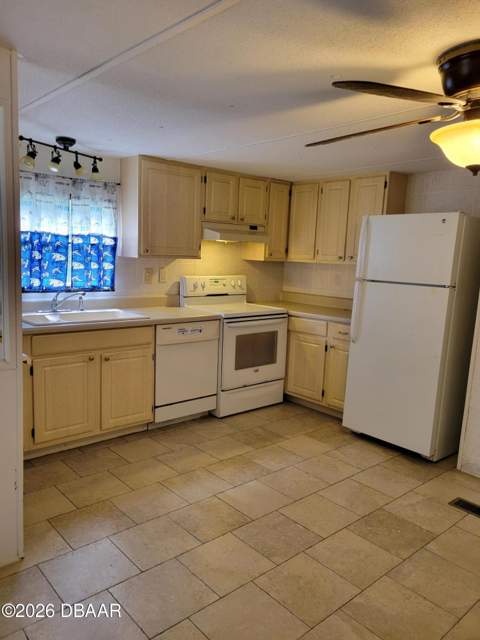 324 N Janice Lane, Ormond Beach FL - photo 9 of 20