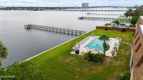 144 S Halifax Avenue #26, Daytona Beach FL - photo 20 of 32