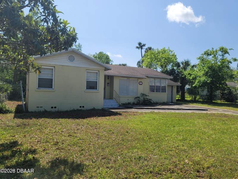 3 bedroom Single Family Residence at 1051 W International Speedway Boulevard, Rosella Park, Daytona Beach — photo 2