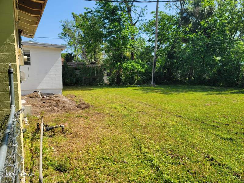 3 bedroom Single Family Residence at 1051 W International Speedway Boulevard, Rosella Park, Daytona Beach — photo 3