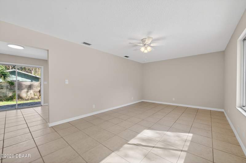 3 bedroom Single Family Residence at 365 Hand Avenue, Ormond Beach, Ormond Beach — photo 3