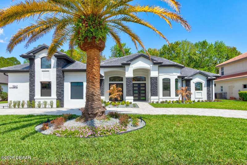 4 bedroom Single Family Residence at 1941 Southcreek Boulevard, Spruce Creek Fly In, Port Orange — photo 3