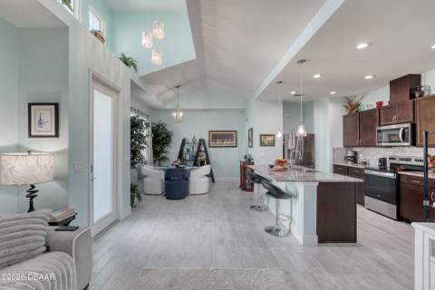 373 Hang Loose Way, Daytona Beach FL - photo 7 of 69