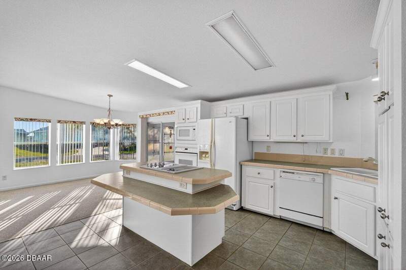 3 bedroom Manufactured Home at 332 Marsh Landing Loop, Oak Hill, Oak Hill — photo 5