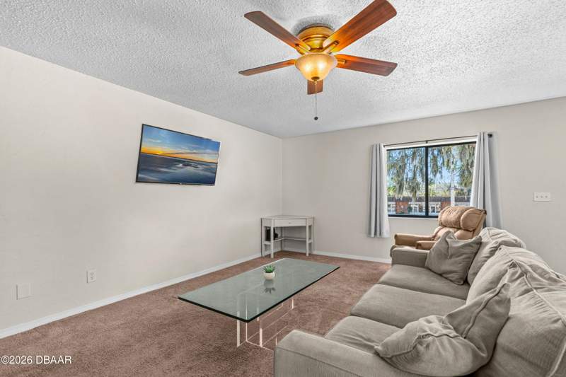 2 bedroom Condominium at 910 Big Tree Road #203, Jemecy Oak Villas, A Condo, South Daytona — photo 2