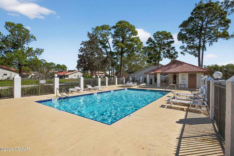 2 bedroom Townhouse at 3559 Forest Branch Drive #E, Townhomes West, Port Orange — photo 3