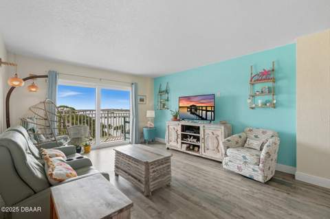 145 N Halifax Avenue #704, Daytona Beach FL - photo 7 of 37