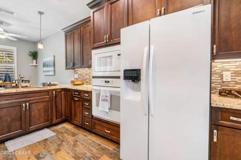 56 Thornhill Chase Circle, Ormond Beach FL - photo 16 of 67