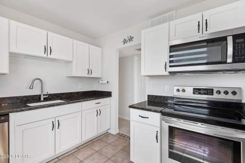 3360 Ocean Shore Boulevard #103, Ormond Beach FL - photo 17 of 62