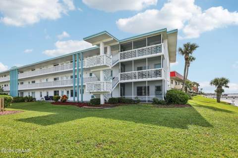 3009-3011 N Halifax Avenue ##7, Daytona Beach FL - photo 17 of 18