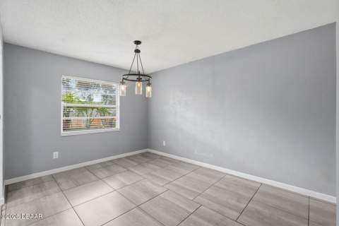 1317 N Shangri-La Drive, Daytona Beach FL - photo 10 of 37