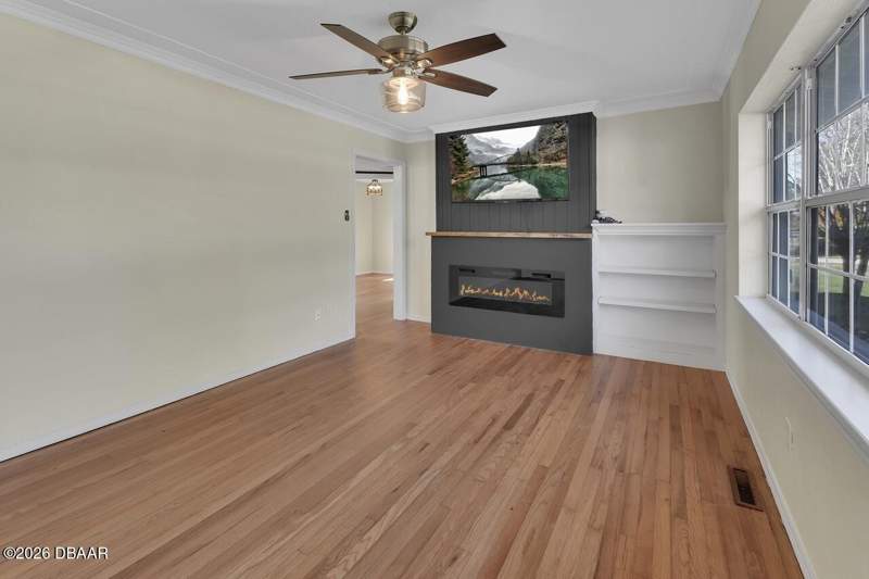 4 bedroom Single Family Residence at 616 W Minnesota Avenue, Deland, DeLand — photo 5