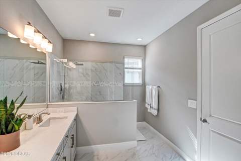 2121 Divot Drive, Daytona Beach FL - photo 10 of 31